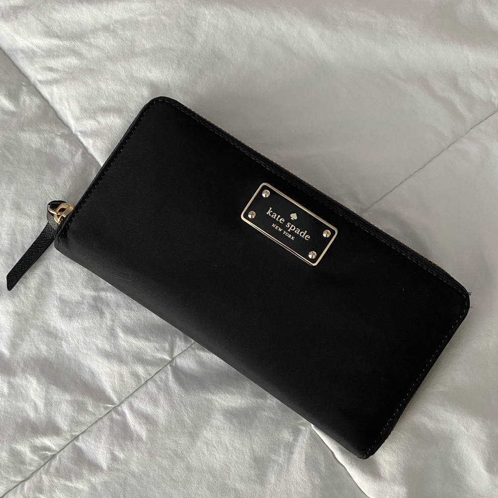Kate Spade Wilson Road Neda Wallet